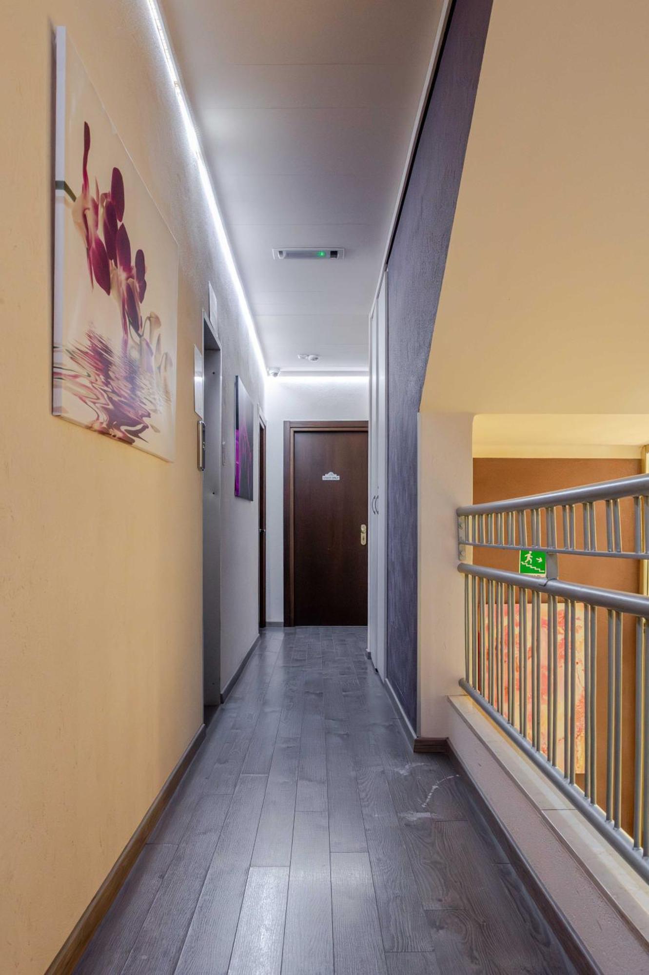 Hotel Posta - 3 Stars - Comfortable Stay In Βεντιμίλια Εξωτερικό φωτογραφία