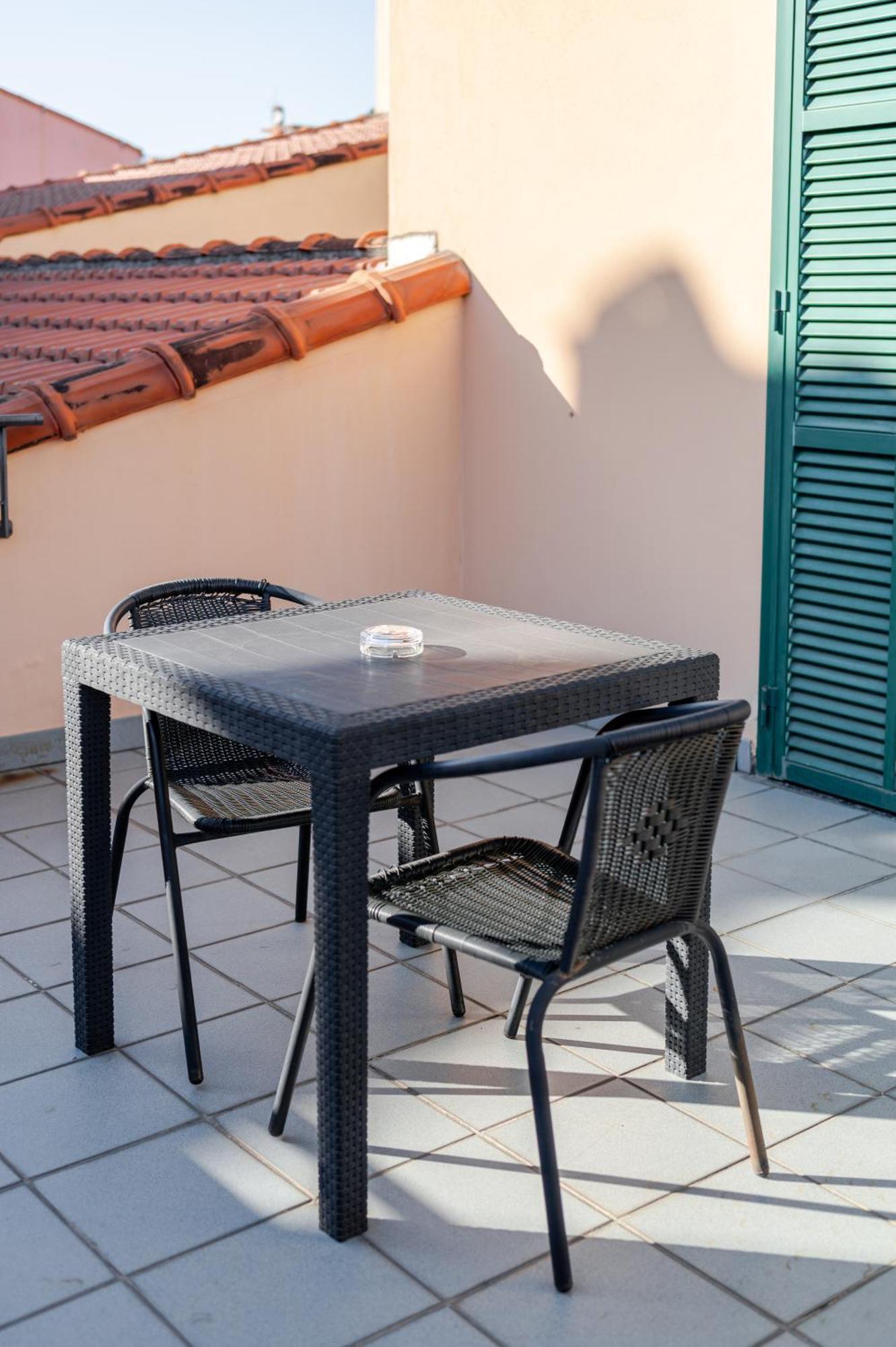 Hotel Posta - 3 Stars - Comfortable Stay In Βεντιμίλια Εξωτερικό φωτογραφία