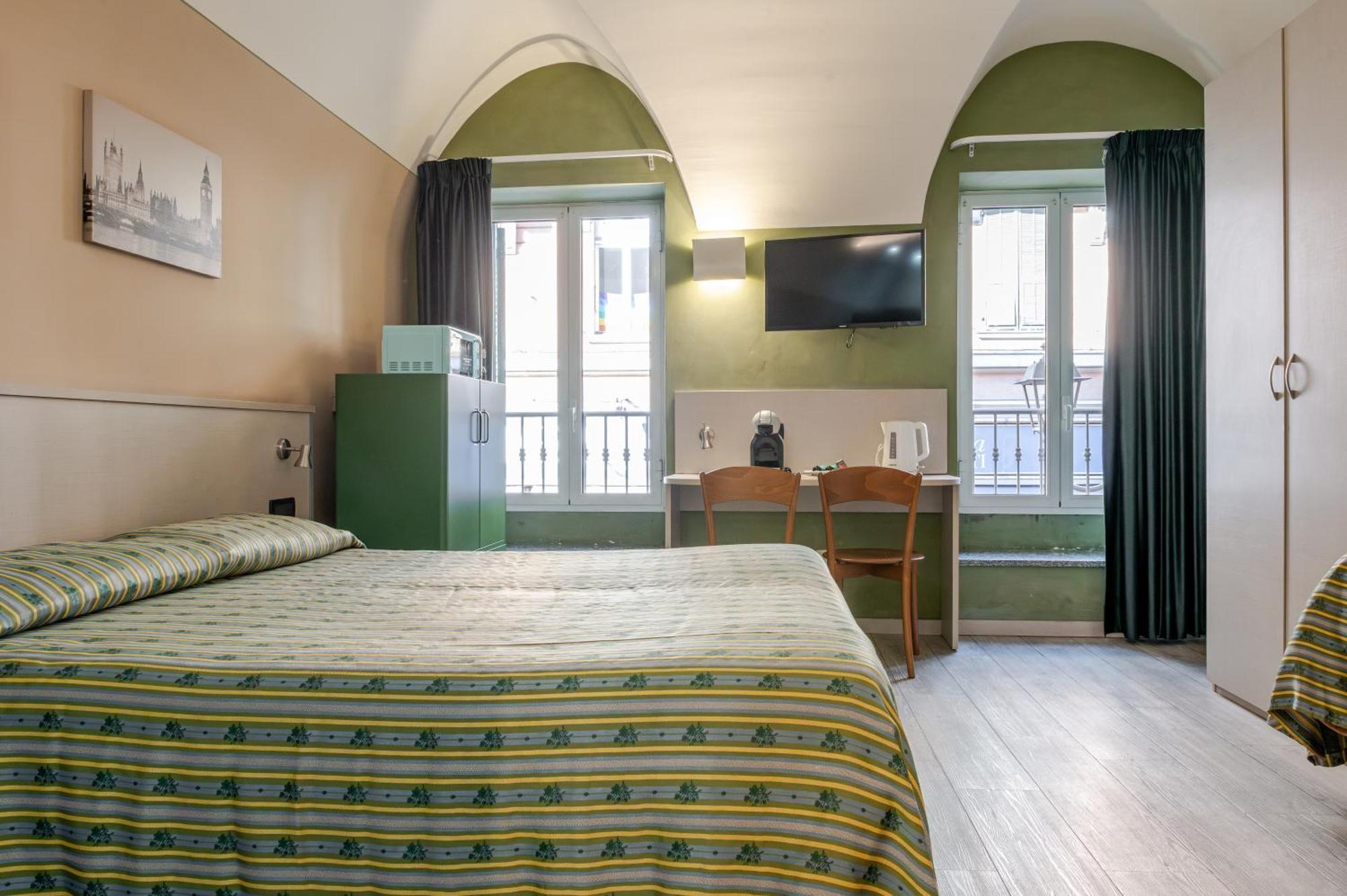 Hotel Posta - 3 Stars - Comfortable Stay In Βεντιμίλια Εξωτερικό φωτογραφία